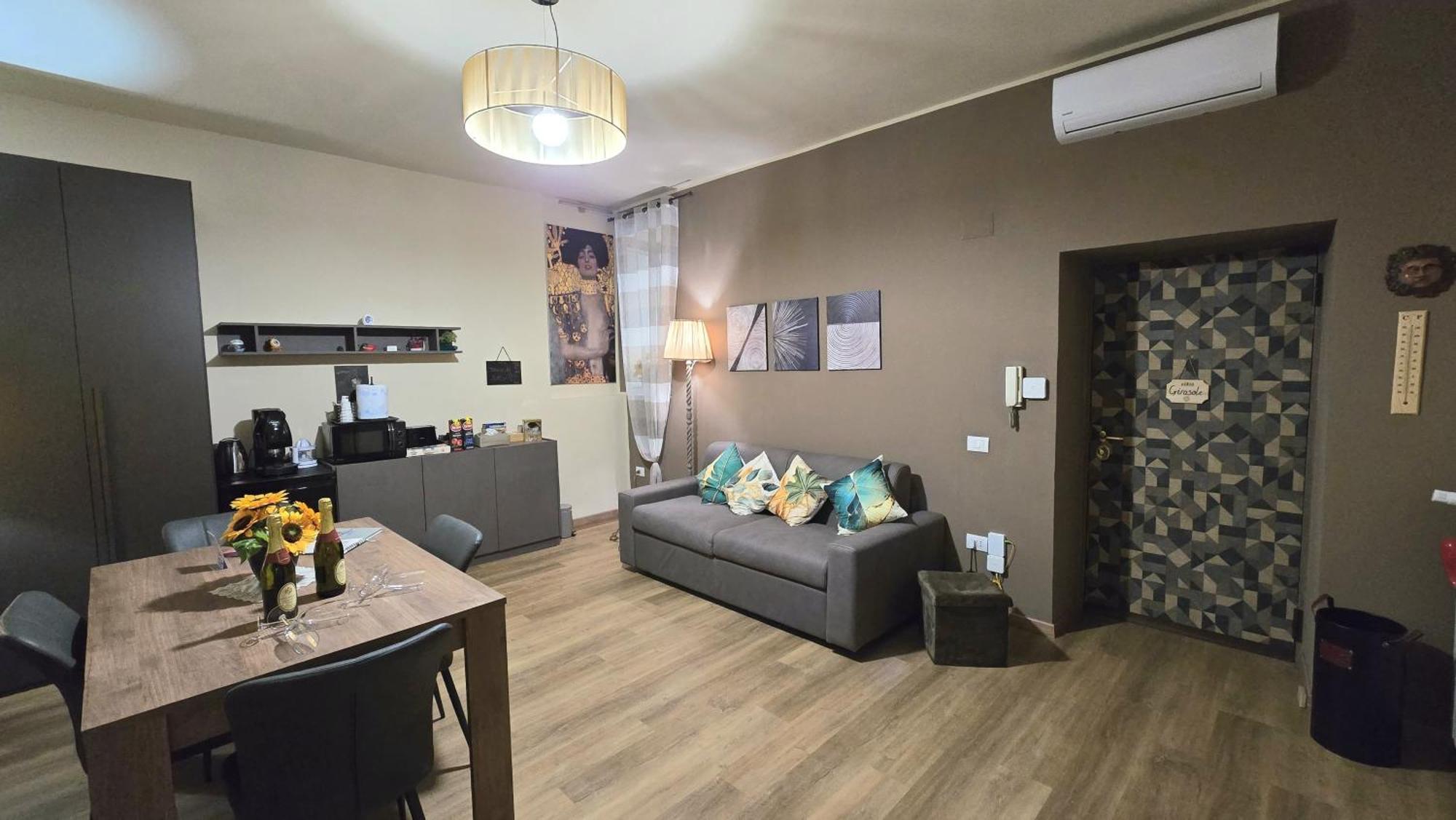 Casa Vacanze Oikia - Room Girasole Naples Extérieur photo