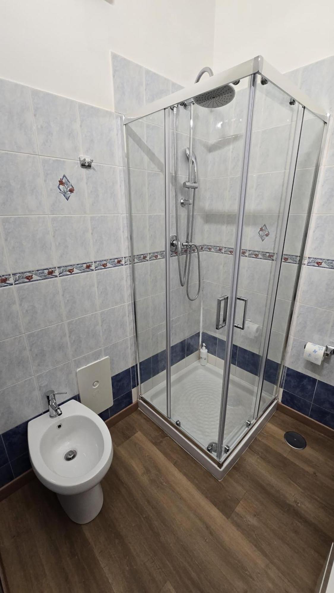Casa Vacanze Oikia - Room Girasole Naples Extérieur photo
